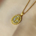 Shiny Flower Necklace
