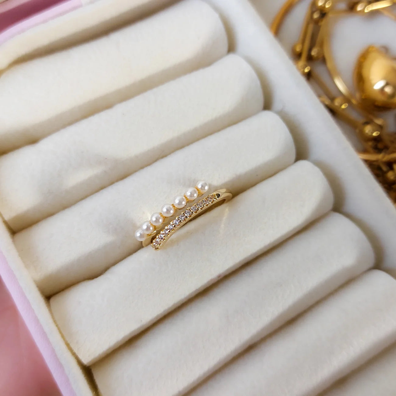 Pearl x Rhinestone Ring