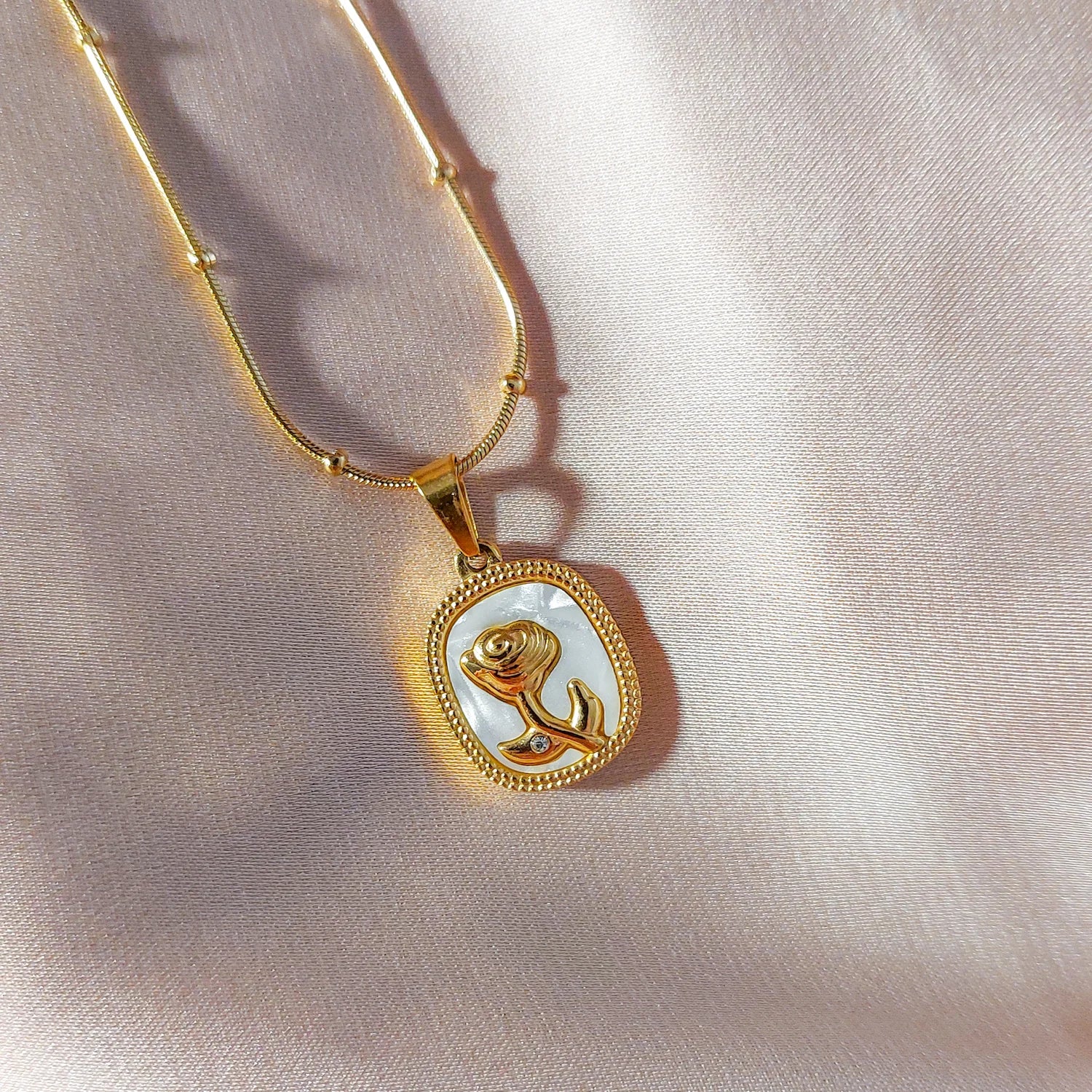 Rose Necklace