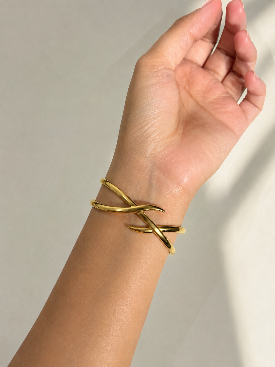 Waveform Cuff
