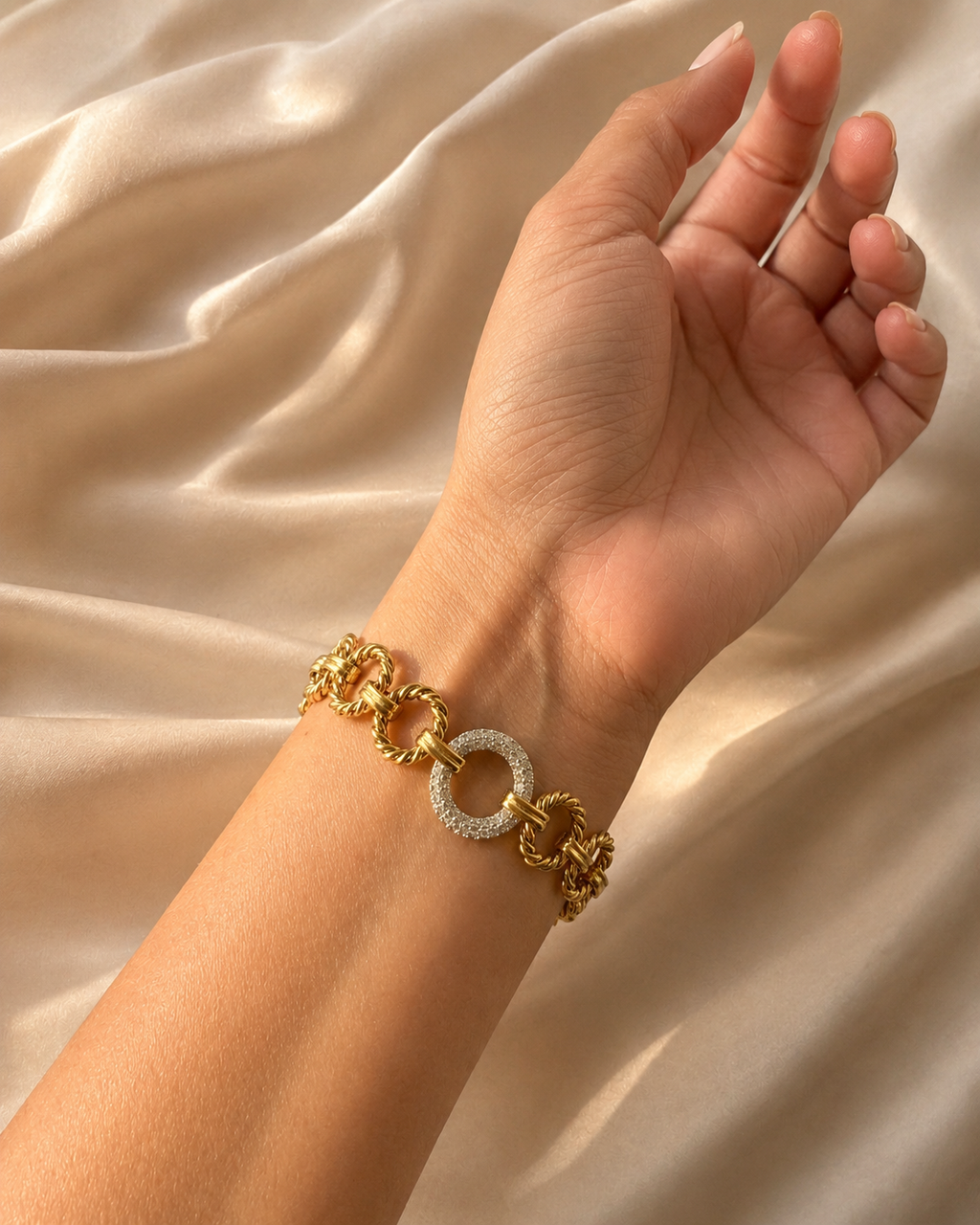 Halo Link Bracelet