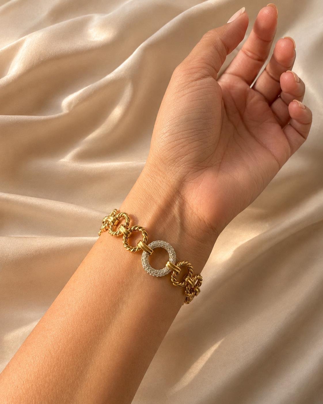 Halo Link Bracelet
