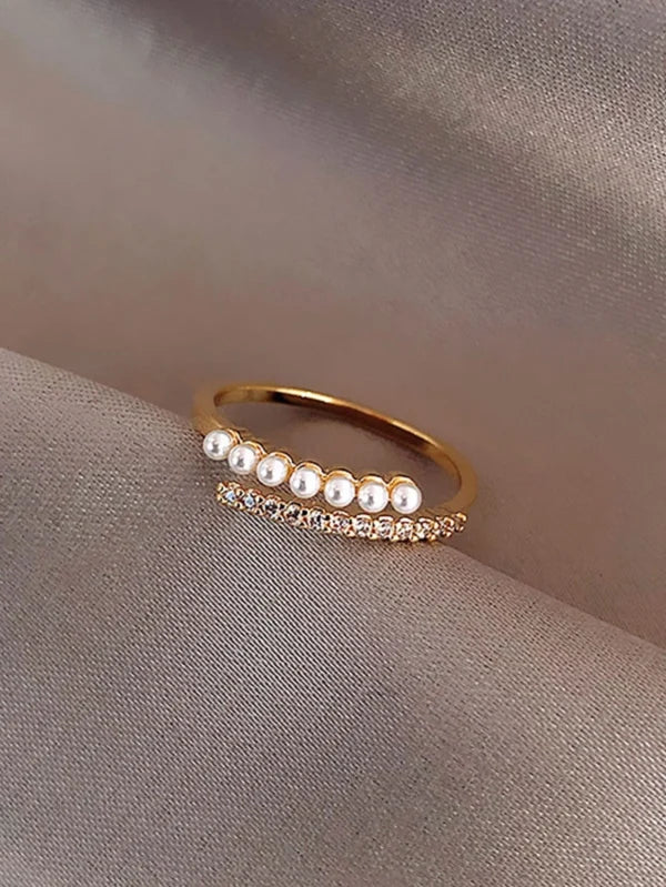 Pearl x Rhinestone Ring