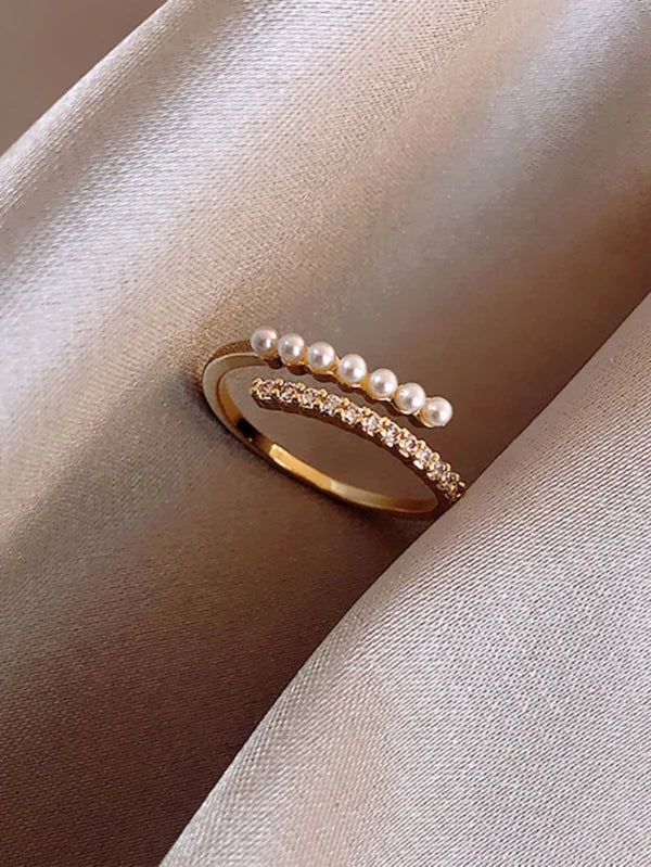 Pearl x Rhinestone Ring