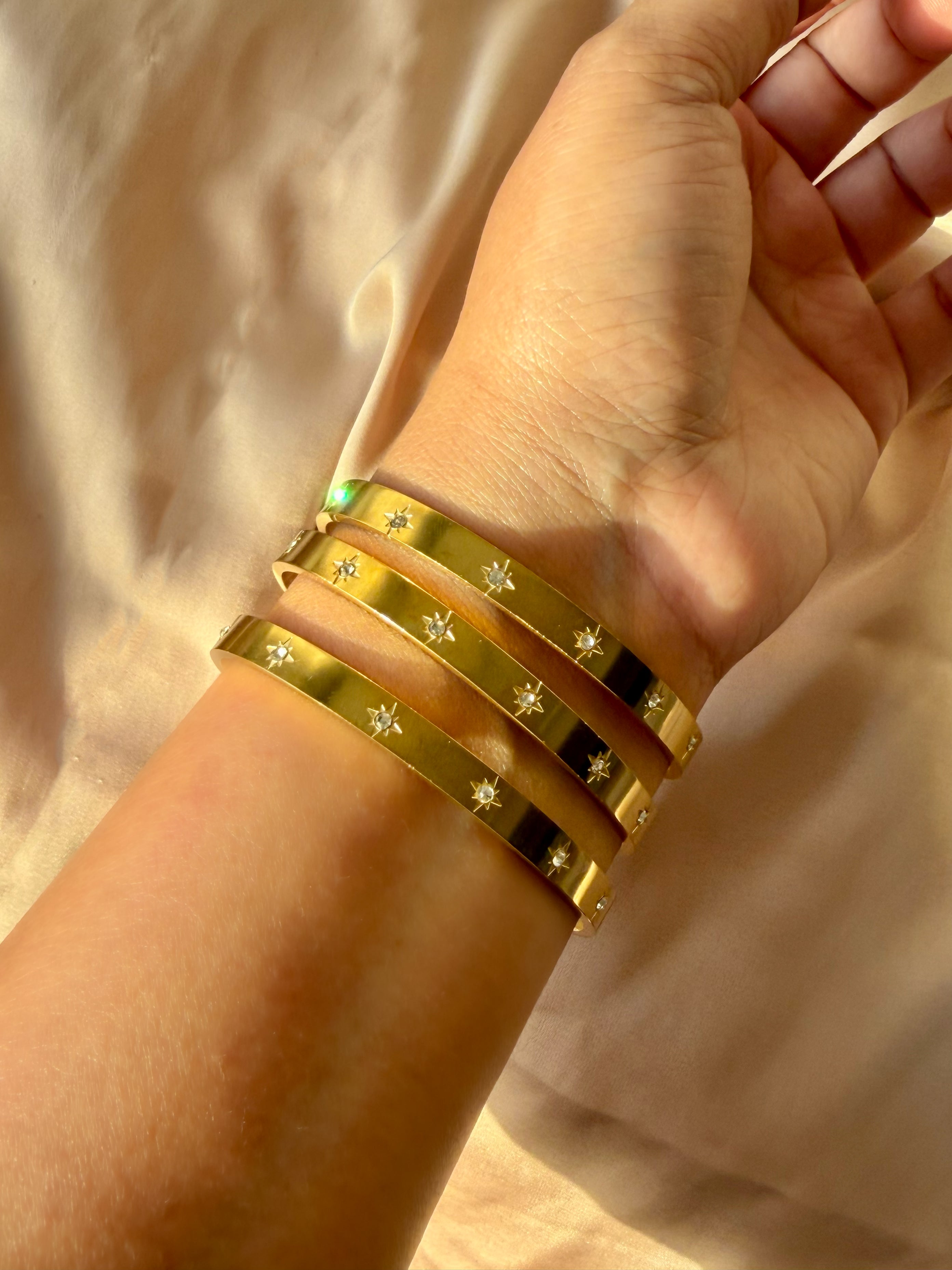 Shiny Stars Bangle