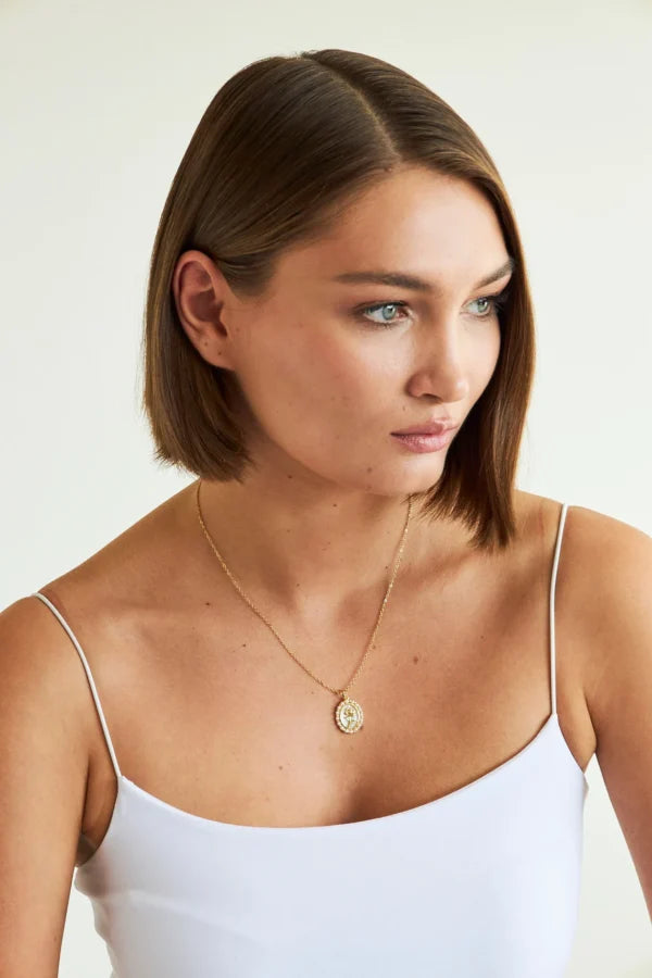 Shiny Flower Necklace