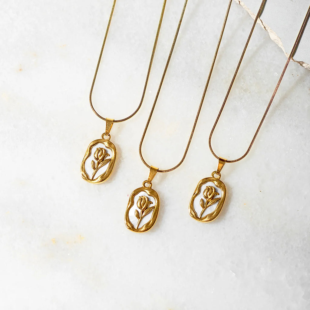 Tulip Necklace I White x Gold
