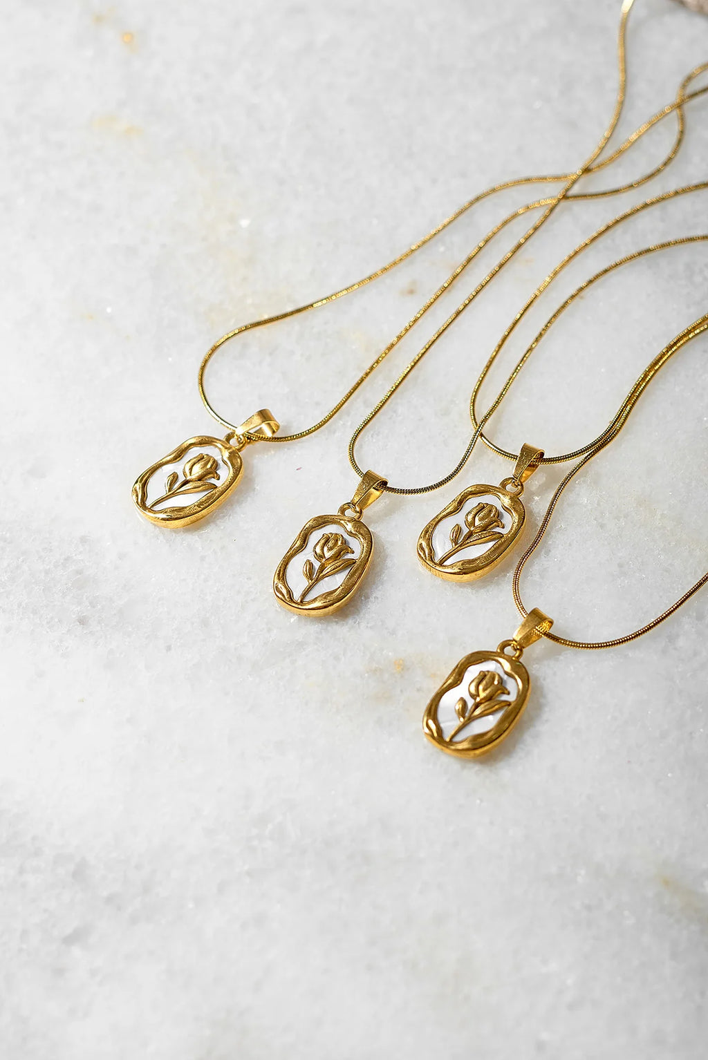 Tulip Necklace I White x Gold