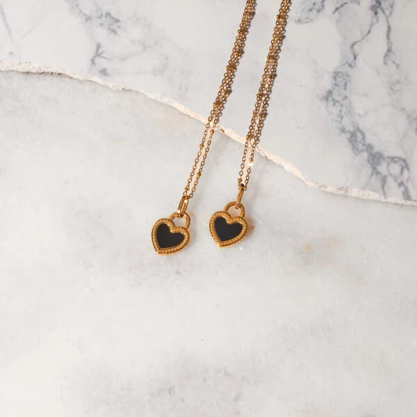 Double Sided Heart White x Black