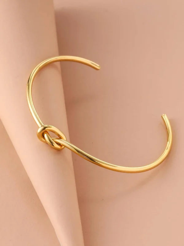 Knot Bracelet